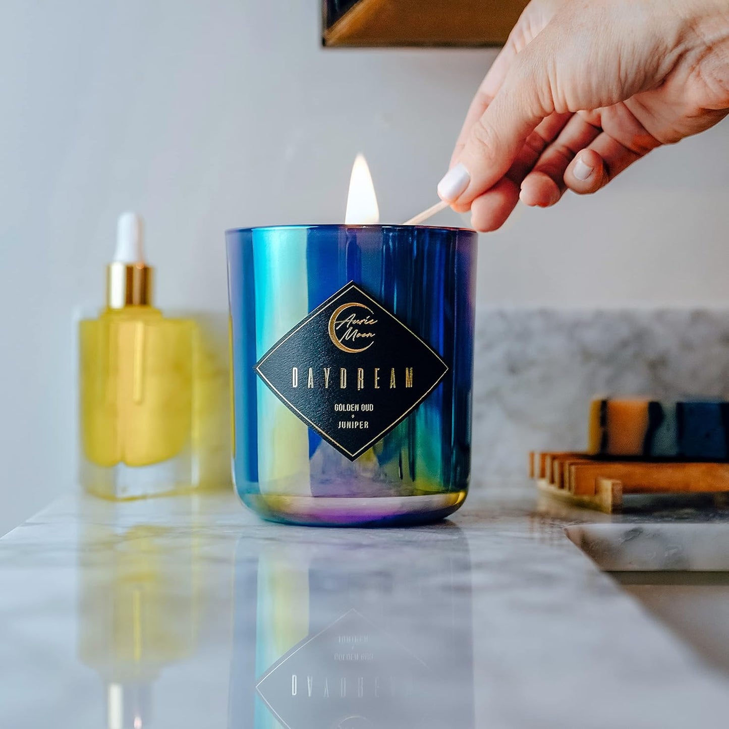 | Golden Oud + Juniper Scented Luxury Soy Coconut Candle for Women | Slow 70+ Hour Burn | Wood Crackling Wicks | 12 Oz Premium Glass | Hand-Poured in California