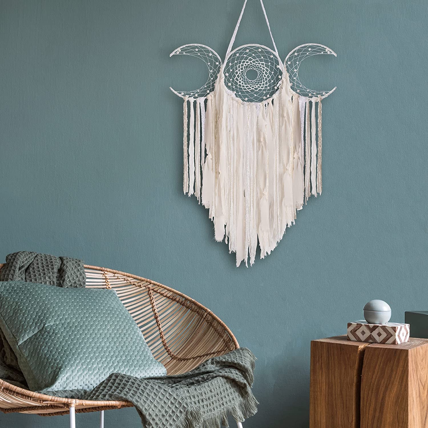 White Triple Moon Goddess Macrame Wall Hanging, Boho Crescent Dream Catcher, Bohemian Dreamcatcher for Women Bedroom, Woven Tapestry-Witchcraft Gift, Pagan Decor for Adults Decoration