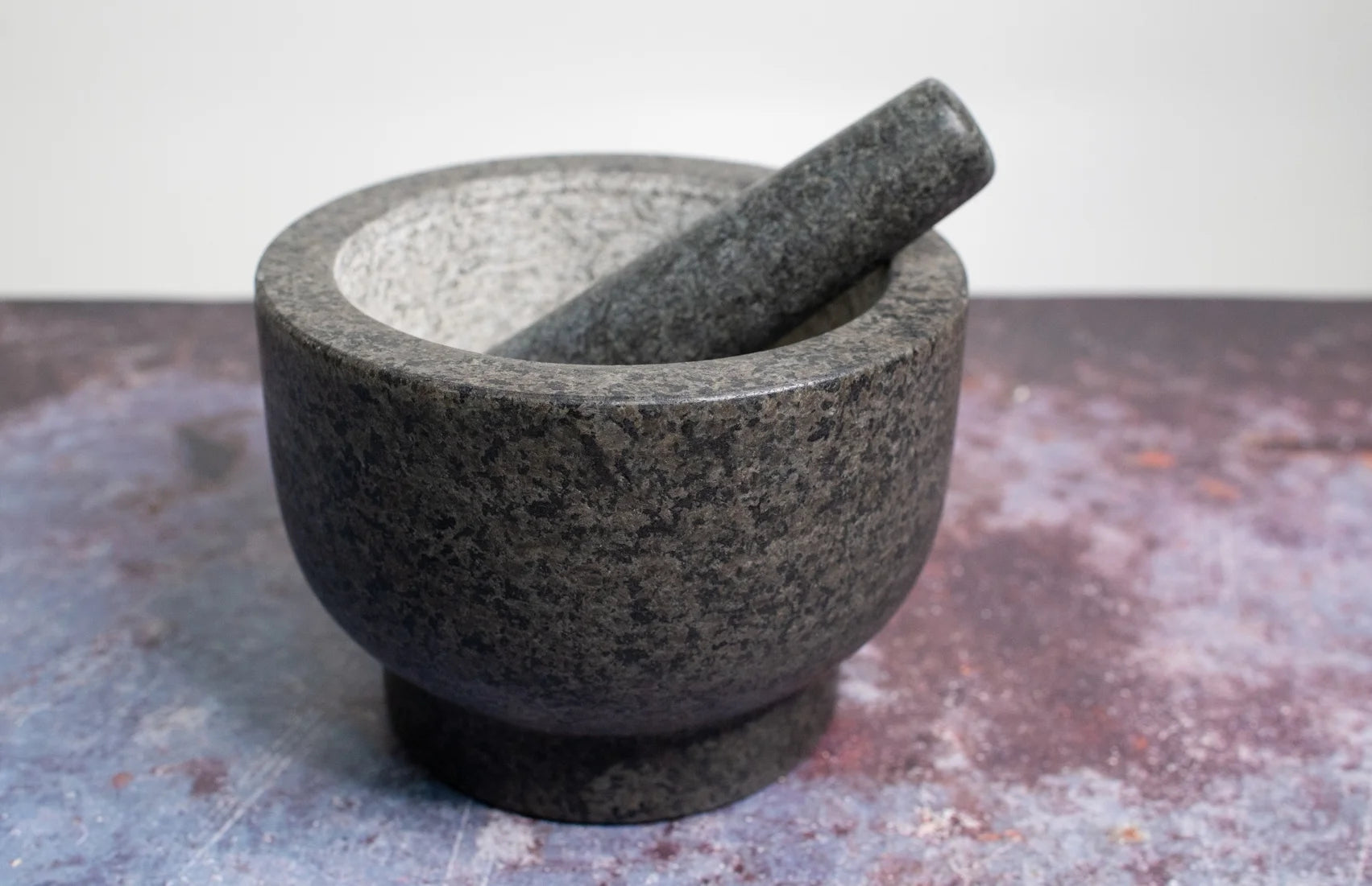 Cilio by  "Goliath" Mortar & Pestle, Granite 5"