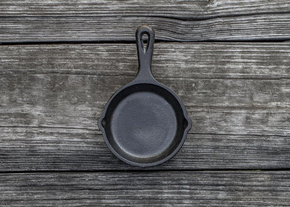 Seasoned Cast Iron 3.5" Skillet